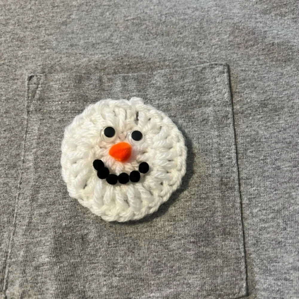 New 10 PC Set Christmas Holiday Winter Snowman Pin Clasp Bookbag Keychain Charm